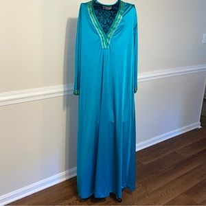 Vintage Gown House Dress Mumu VANITY FAIR Women’s Long House Dress Womens Gown